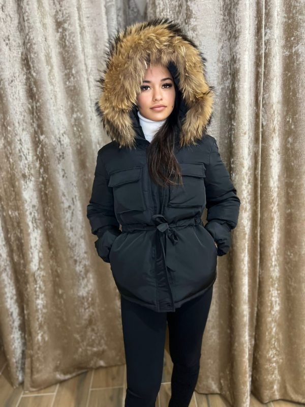 Lois Parka